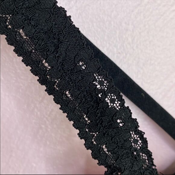 PINK by Victoria’s Secret Eyelet Lace Underwire Bralette Black XS - Picture 11 of 12